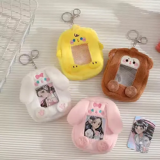 Insignias de peluche de anime personalizadas, bolsas Ita, pines de animales de peluche, estuche protector para exhibir.